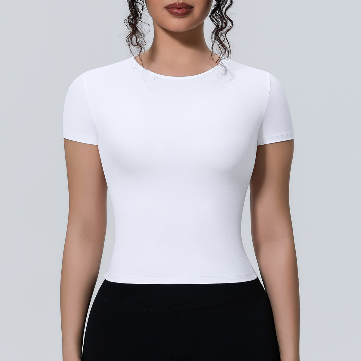 تي شيرت رياضي ضيق للنساء سريع  - مراجعة T Shirt Tight Fit وسعره